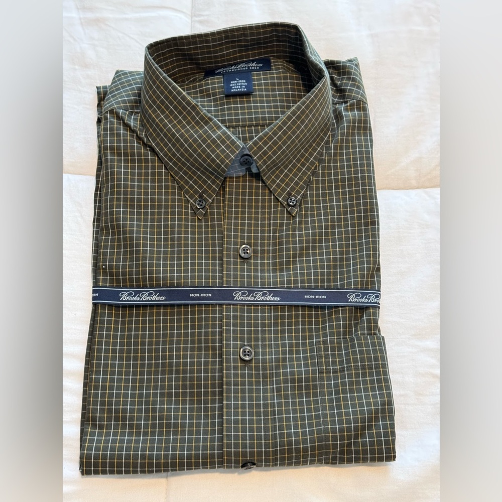 Brooks Brothers Long Sleeve Button Down Dress Shirt